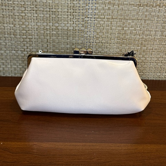 VTG 1980-90s Kate Landry Pleated Champagne Satin 3-Way Convertible Evening Bag - Picture 14 of 16